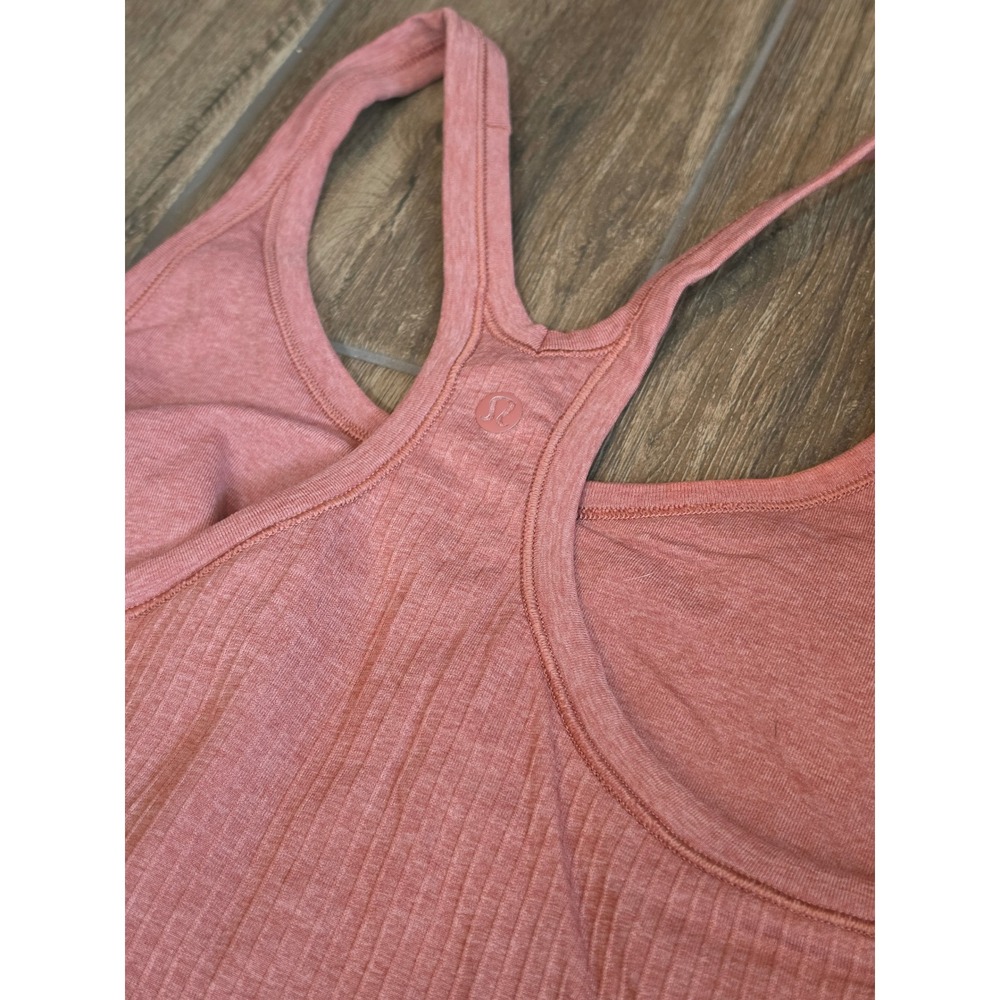 Lululemon Ebb to Street Tank Built-In Bra Heathered Red Ribbed Racerback Size 10